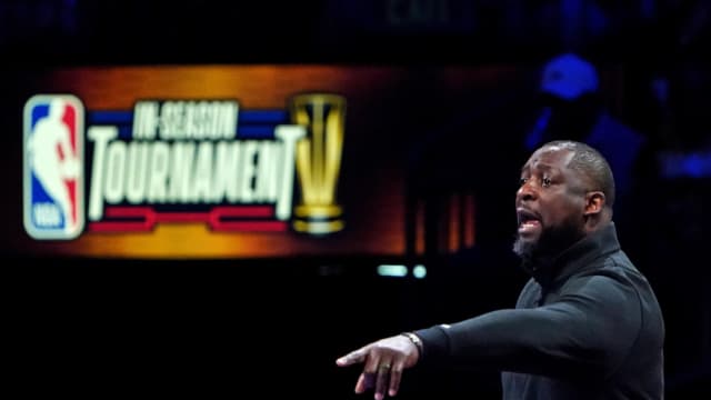 Milwaukee Bucks head coach Adrian Griffin calls out 